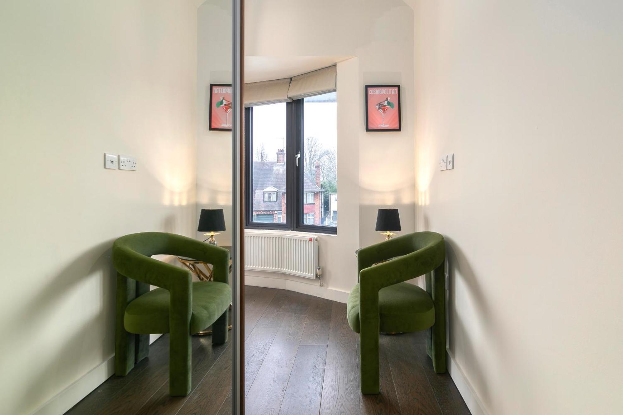 Cosy Flat London Apartment Екстериор снимка